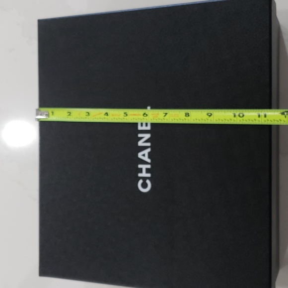 Chanel boot box - Picture 5 of 6